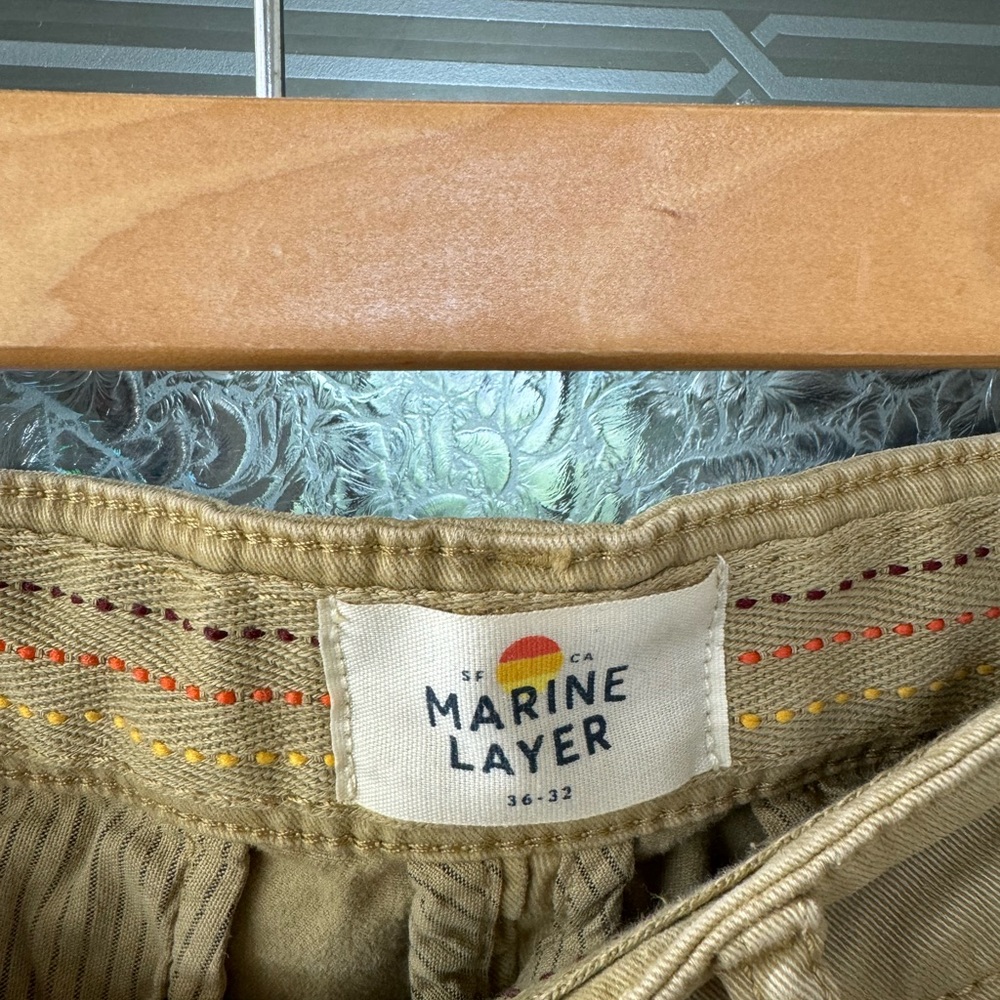 Marine Layer flat front khakis 36w 32l